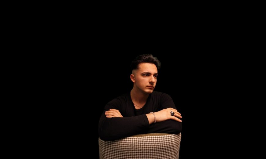Burak Can Sarı kimdir?